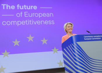 Von der Leyen se compromete a priorizar el fomento del crecimiento en su segundo mandato