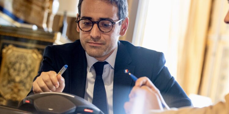 Francia nomina a Stéphane Séjourné para sustituir a Breton como comisario europeo