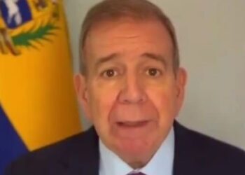 Edmundo González justifica su salida hacia España para que se abra una nueva etapa en Venezuela