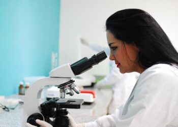 El Consejo Europeo de Investigación otorga 780 millones de euros en subvenciones a jóvenes científicos