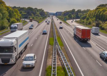 El Tribunal General establece el marco jurídico para aplicar el funcionamiento de las redes de transporte de electricidad