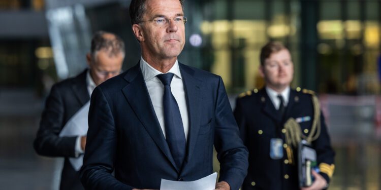 La OTAN exige a Rusia y Corea del Norte que cesen su cooperación militar “inmediatamente”