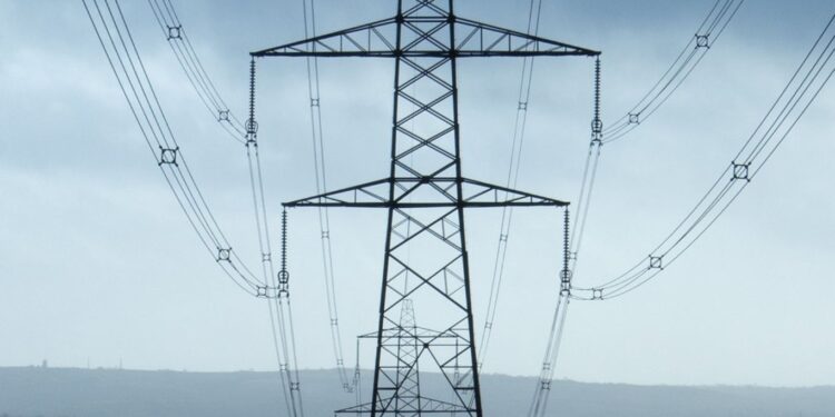 La Red Europea de Gestores de Redes de Transmisión de Electricidad anuncia un incremento de 400 MW en la capacidad de exportación de energía a Ucrania y Moldavia