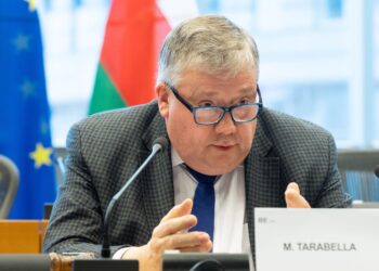 Metsola pide retirar la inmunidad a dos eurodiputados relacionados con el Catargate