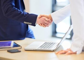 La Comisión establece acciones concretas para una mayor participación de los interlocutores sociales