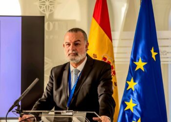 PERIODISMO, EL ARTE DE UN OFICIO HUMANO