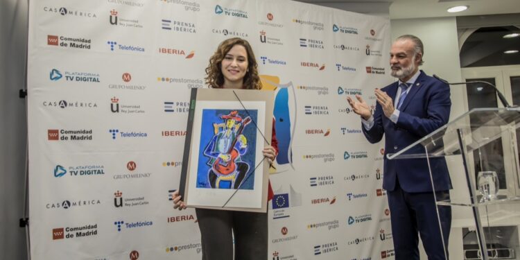 LA PRESIDENTA DE LA COMUNIDAD DE MADRID, ISABEL DÍAZ AYUSO HA PEDIDO “LUCHAR POR LA VERDAD Y LA DESINFORMACIÓN” EN LA CLAUSURA DEL VI CONGRESO DE EDITORES DE MEDIOS DE AMÉRICA LATINA – UNIÓN EUROPEA