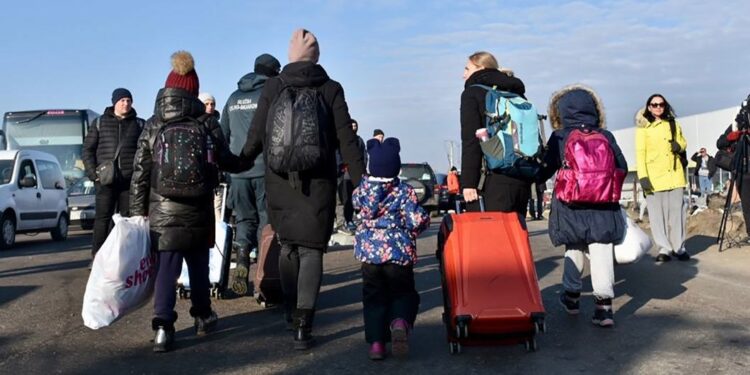Dificultades de las personas que huyen de Ucrania en la UE