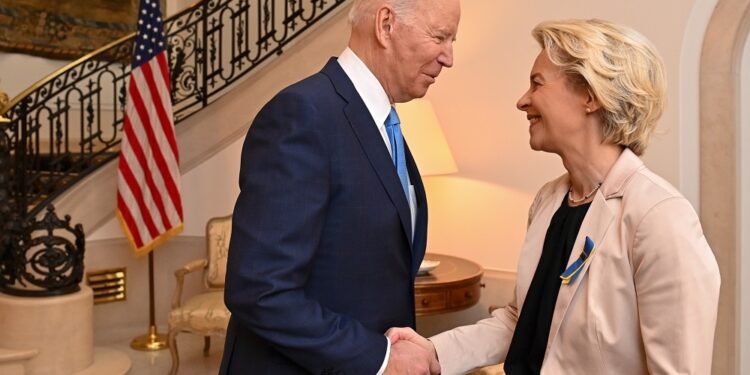 Ursula von der Leyen visitará Estados Unidos y Canadá