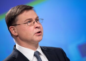 Bruselas reintroducira las reglas fiscales en 2024