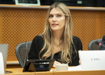 Eva Kaili sale de la prisión