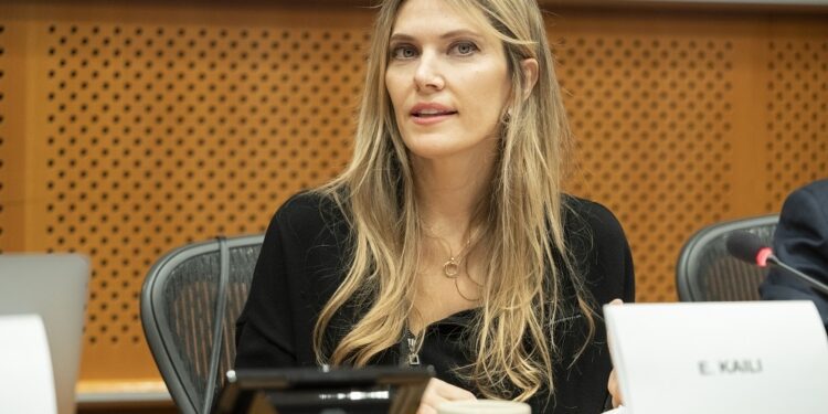 Eva Kaili sale de la prisión