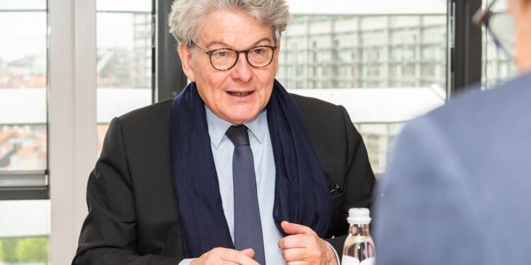 Bruselas publica su lista con grandes empresas digitales como Tiktok, Instagram o Facebook