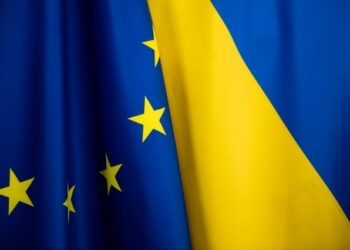 La UE desembolsa 1500 millones de euros en un cuarto pago a Ucrania