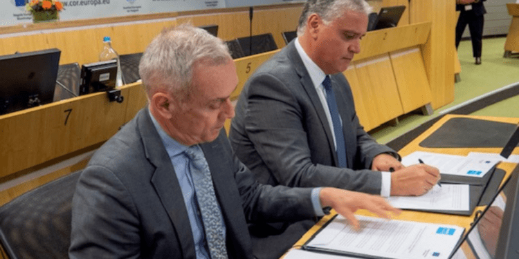 El Comité Europeo de las Regiones y UNICEF acuerdan implementar medidas de protección infantil e integración social