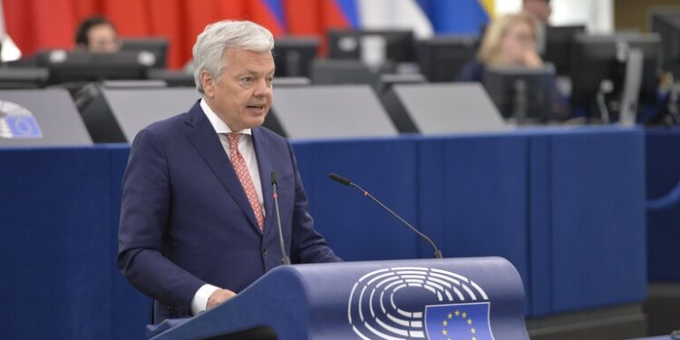 Un Reglamento para garantizar la protección de las personas en situaciones transfronterizas