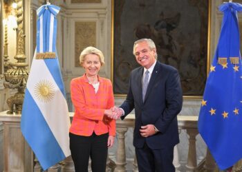 La UE y Argentina firman un acuerdo sobre materias primas