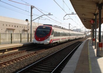 Renfe asegura a Bruselas que compartirá datos con terceros