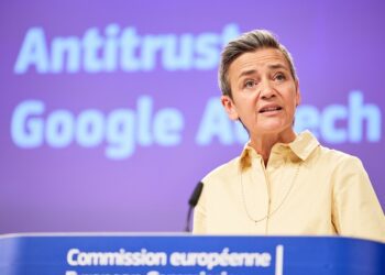 Bruselas asegura que las transferencias de datos con EEUU son seguras