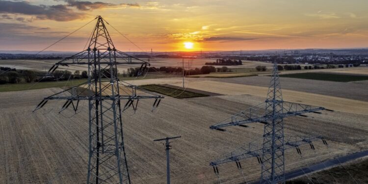 Los europeos siguen preocupados por la inflación, según el eurobarómetro