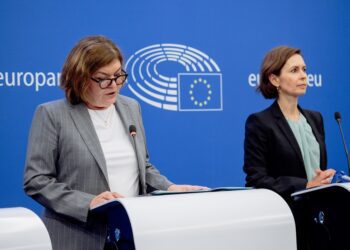 Bruselas quiere hacer más verde el transporte de mercancías