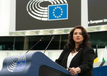 Bruselas propone incrementar el apoyo a las victimas de crimenes