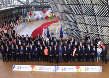 CUMBRE CELAC-UE: OPTIMISMO CON VISIONES DISTANTES DE LOS RETOS MUNDIALES