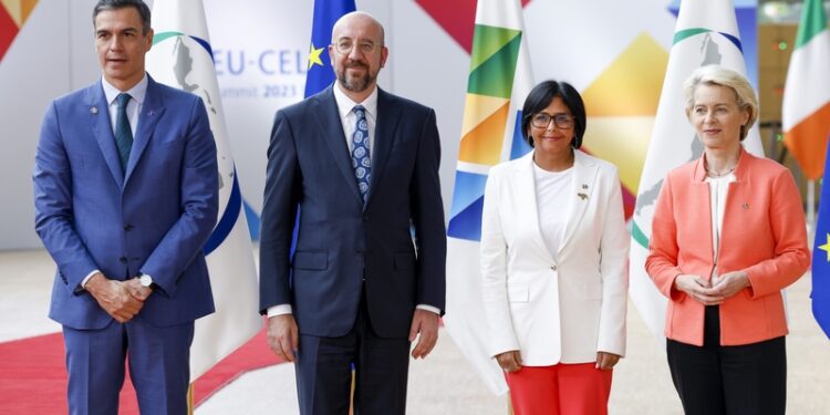 LA UE OFRECE RETIRAR LAS SANCIONES A VENEZUELA SI CELEBRA ELECCIONES LIBRES EN 2024