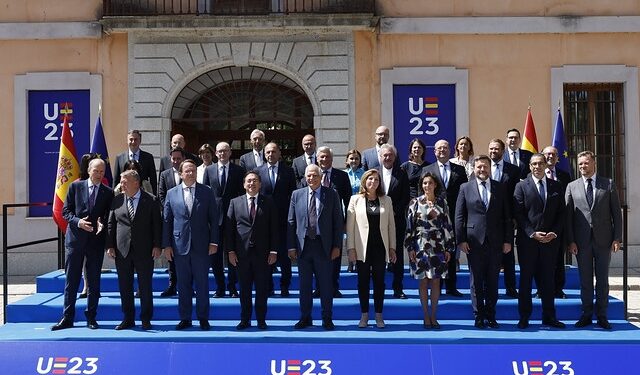 Borrell respalda fijar una fecha para la ampliación de la UE