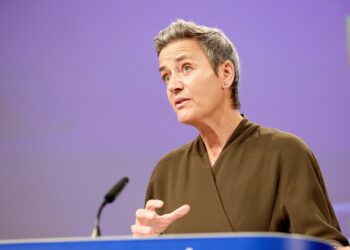 Vestager deja temporalmente su puesto tras ser nominada a presidir el BEI