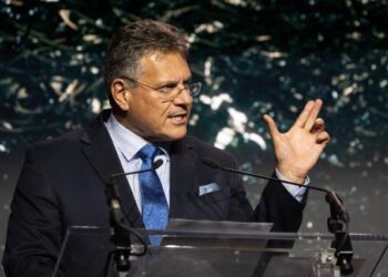 Bruselas pone en marcha la tercera ronda de compra conjunta de gas