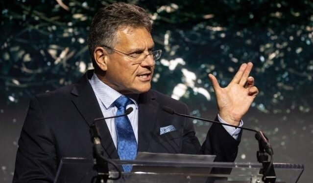 Bruselas pone en marcha la tercera ronda de compra conjunta de gas