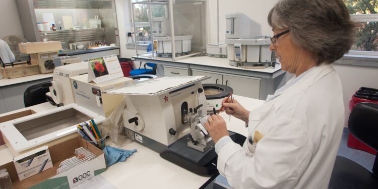 La directora del centro de enfermedades contagiosas pide aumentar la vacunación