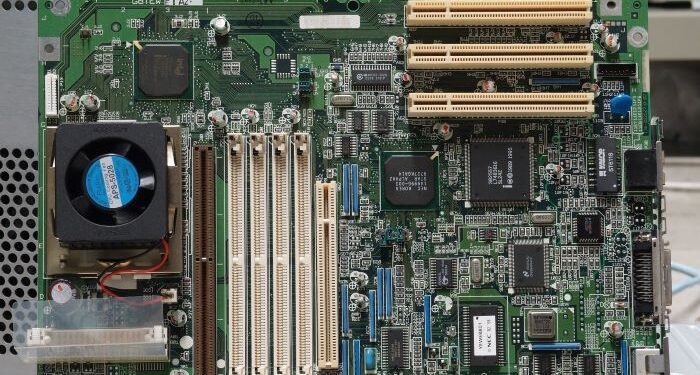 Nueva multa de Bruselas a Intel de 376,6 millones por abuso monopolístico