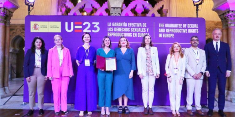 14 países de la UE firman una declaración para garantizar los derechos sexuales y reproductivos de las mujeres