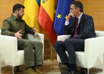 Sánchez y Zelenski mantienen una reunión bilateral en la Cumbre UE de Granada