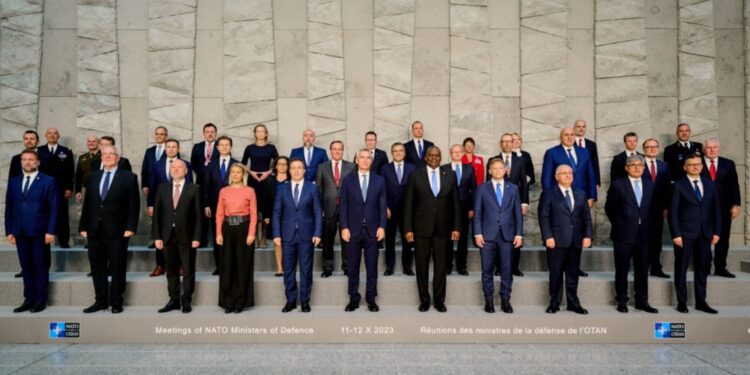 El Secretario General de la OTAN declara que Israel tiene derecho a defenderse 