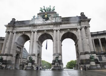 La policía mata al sospechoso del atentado en Bruselas