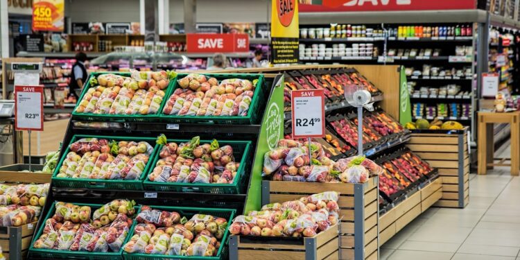 La inflación de la eurozona cae en septiembre al 4,3 %, su nivel más bajo en dos años