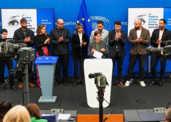 Una investigación sobre el naufragio que dejó más de 600 inmigrantes muertos cerca de Pilos gana el Premio de Periodismo del PE