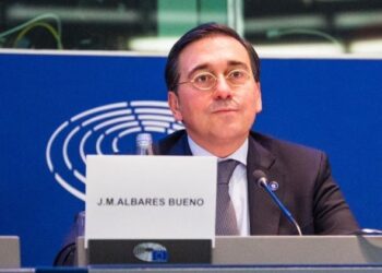 Albares insta a la UE a agilizar el debate sobre la reforma de los tratados de cara a la ampliación