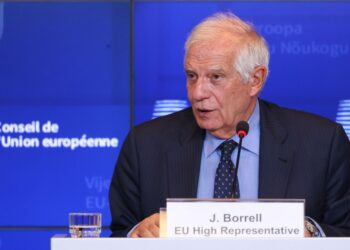 Borrell sostiene que “nadie mejor que el pueblo judío para saber cuánto daño puede hacer un ser humano a otro”