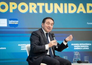 Albares anuncia que España aumentará hasta los 40 millones de euros la ayuda a Palestina