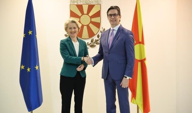 Von der Leyen inicia su gira por los Balcanes Occidentales