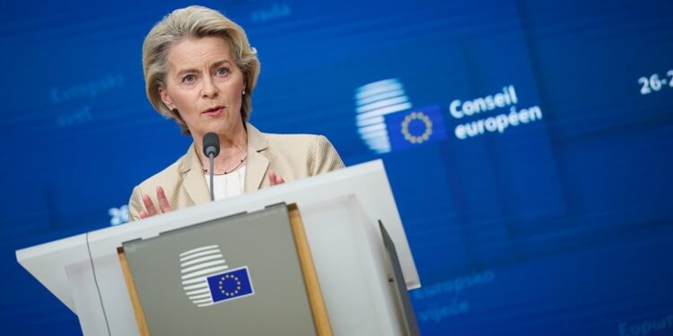 Von der Leyen quiere evitar un conflicto congelado en Ucrania