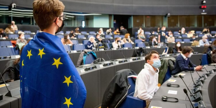 La juventud europea alza su voz en una audiencia en el Parlamento