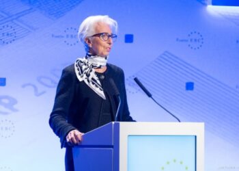 Lagarde insiste en la importancia de avanzar en una unión de los mercados de capital «verdadera»