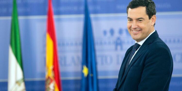 Entrevista al presidente de la Junta de Andalucía, Juan Manuel Moreno Bonilla