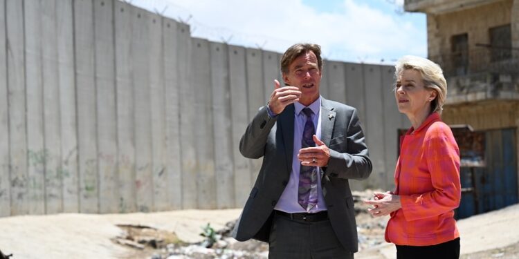 360 grados: De pausar los fondos a Palestina a no encontrar nada que los vincule a Hamás