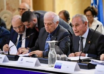 Borrell insiste en la solución de dos Estados para Palestina e Israel